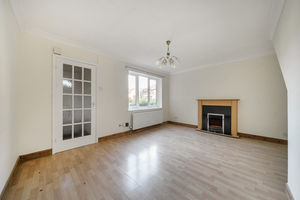 Lounge- click for photo gallery